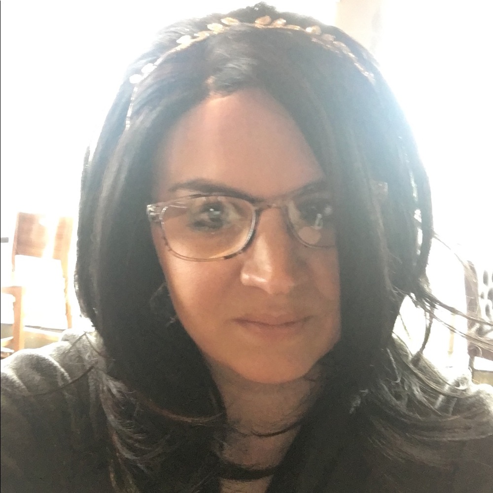 Meet your Posher, Rebecca